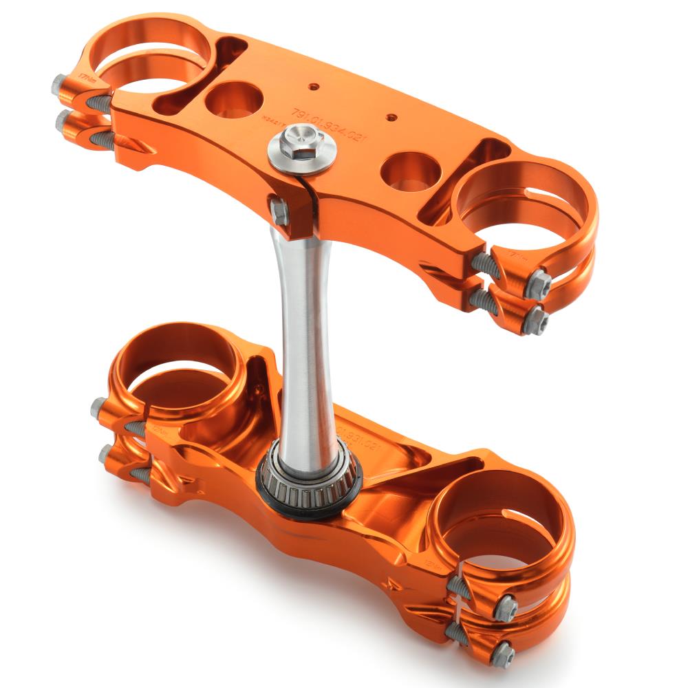 Factory Fullsize Triple Clamp    7910199902XXX